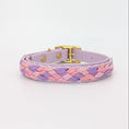 Bild in Galerie-Betrachter laden, Calma Blush Hundehalsband mit geflochtenem Detail aus Paracord in Lila und Rosa
