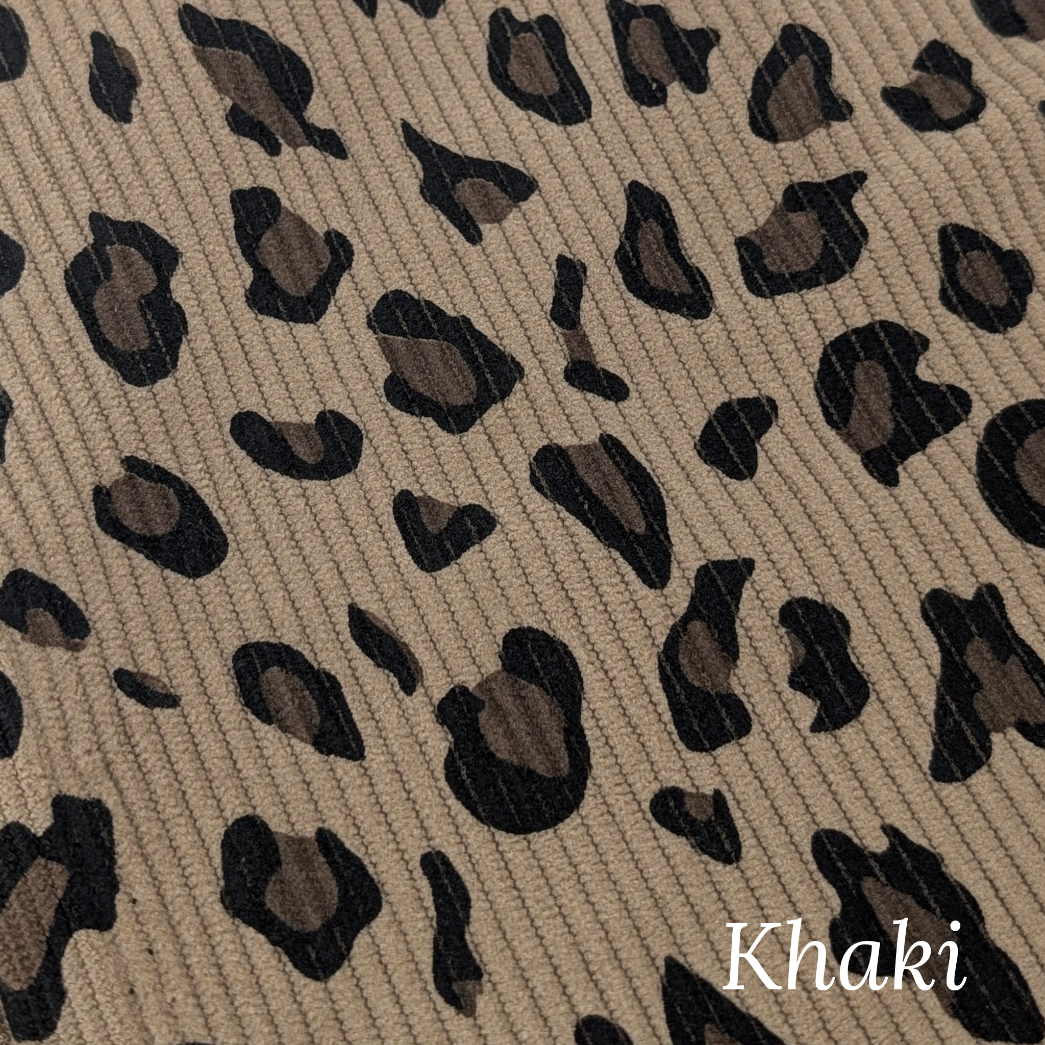 Samtcord-Bandana Leo – handgefertigt