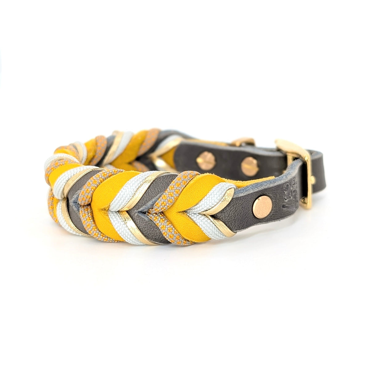 Leder Hundehalsband Golden Mist in Grau und warmen Gelbtönen – handgemacht von LucyLu Design®