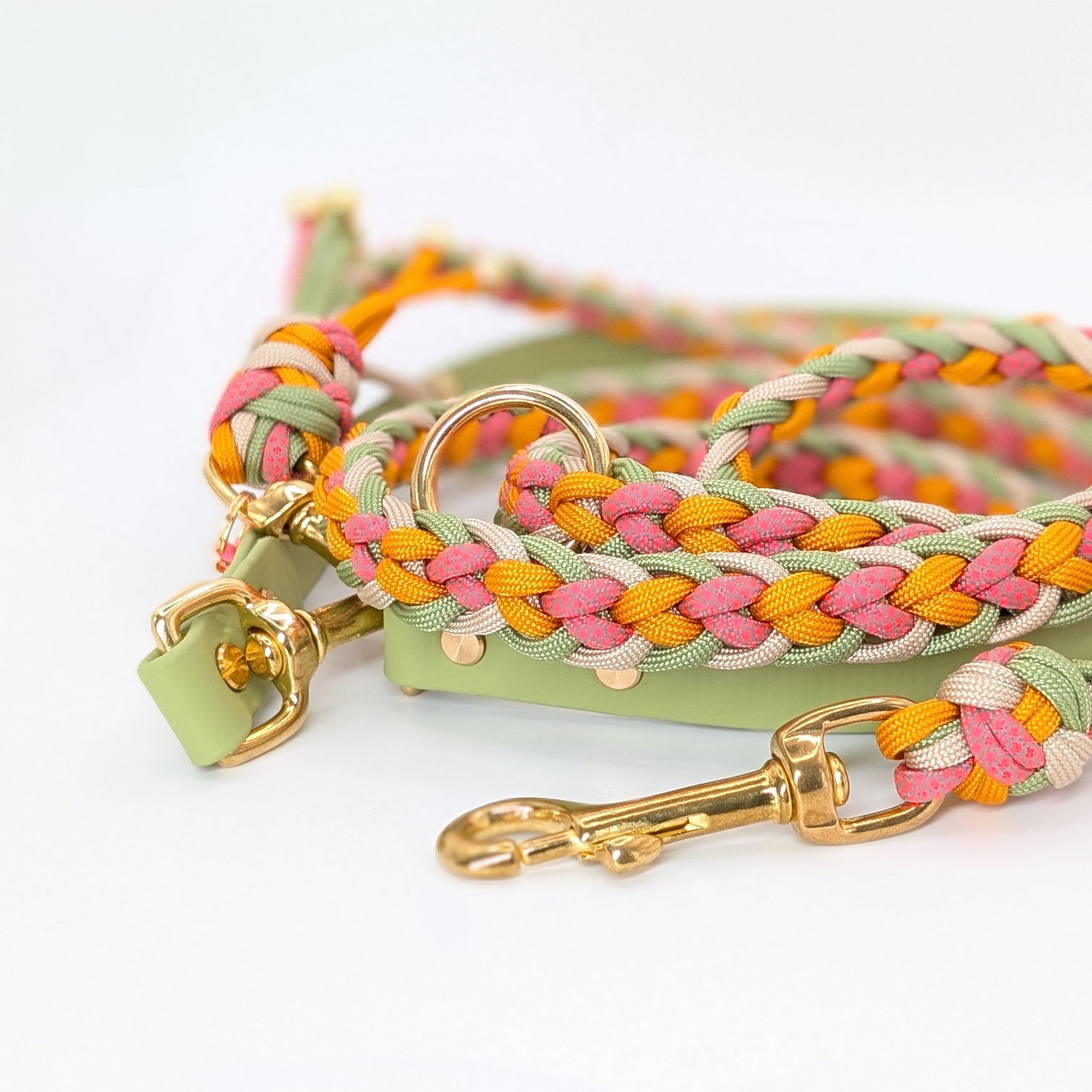 Paracord Hundeleine, geflochtene Hundeleine, Hundeleine mit Kurzführer, verstellbare Hundeleine, handgemachte Hundeleine, Calma Kollektion