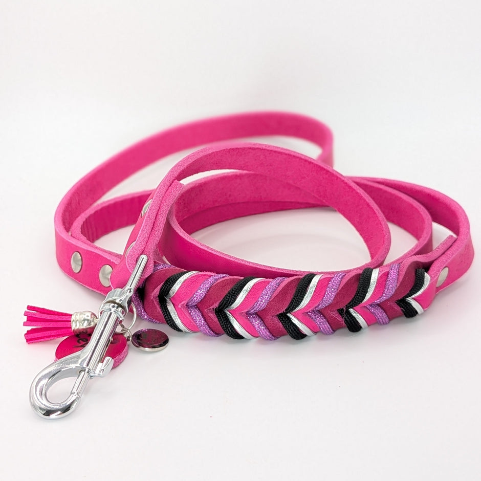 Verstellbare Grace-Leine aus Leder – Detailansicht Karabiner