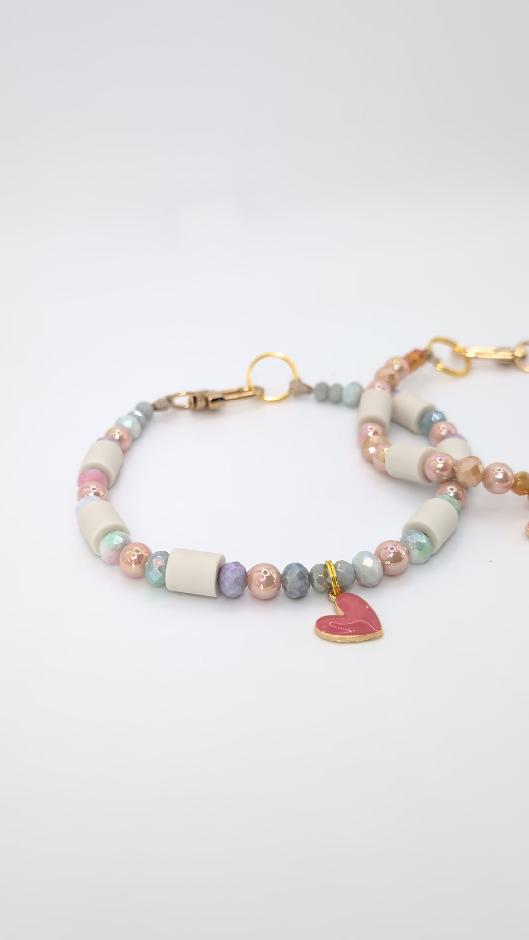 EM-Kette aus Facettenperlen mit Herzanhänger zum Valentinstag