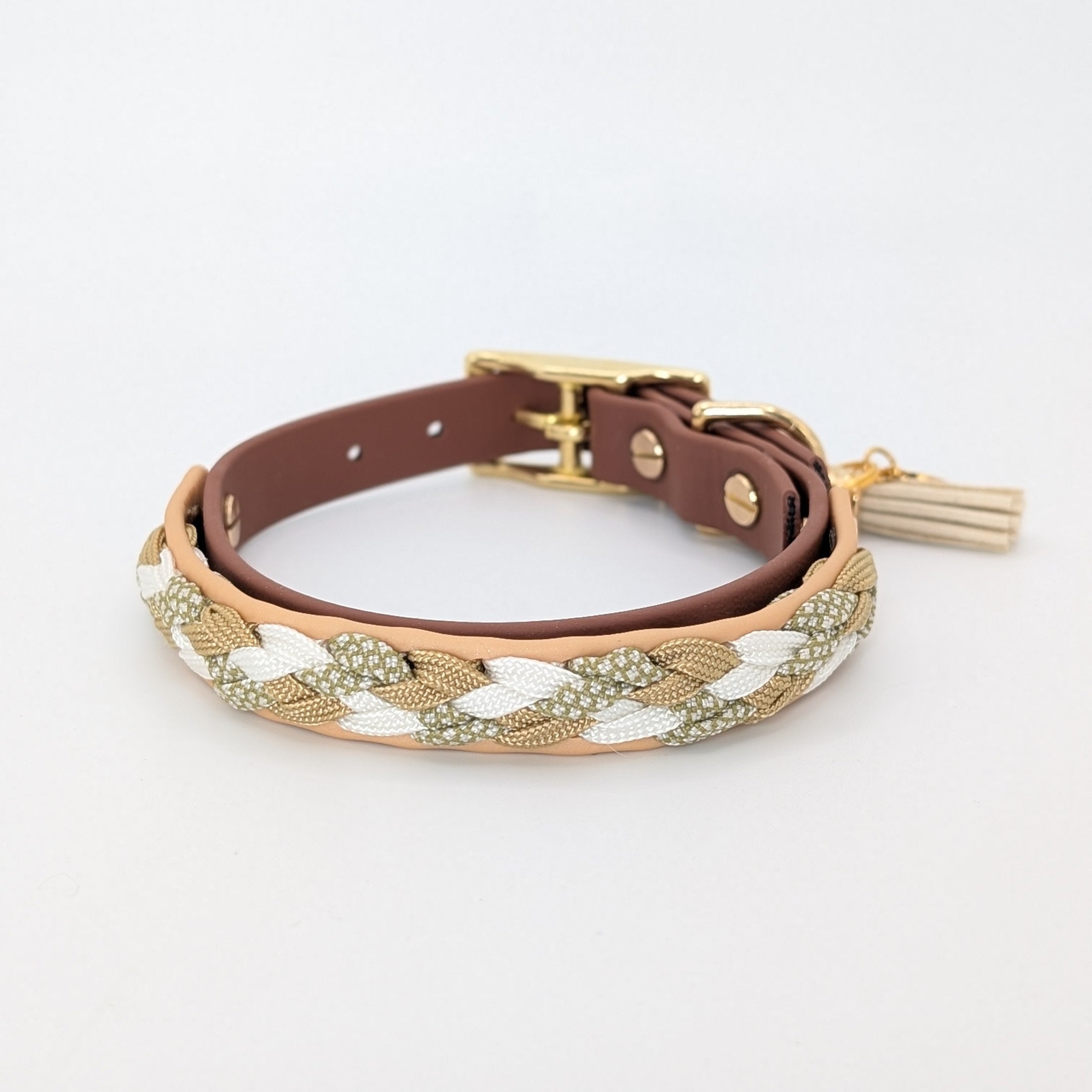 Calma Loam – Hundehalsband mit geflochtenem Detail aus Paracord, handgemacht, Calma Kollektion“