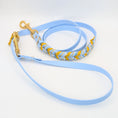 Bild in Galerie-Betrachter laden, Blossom Ice – BioThane® Set aus Halsband & Leine in Blau-Gelb mit Blütenschnur & Paracord, handgefertigt

