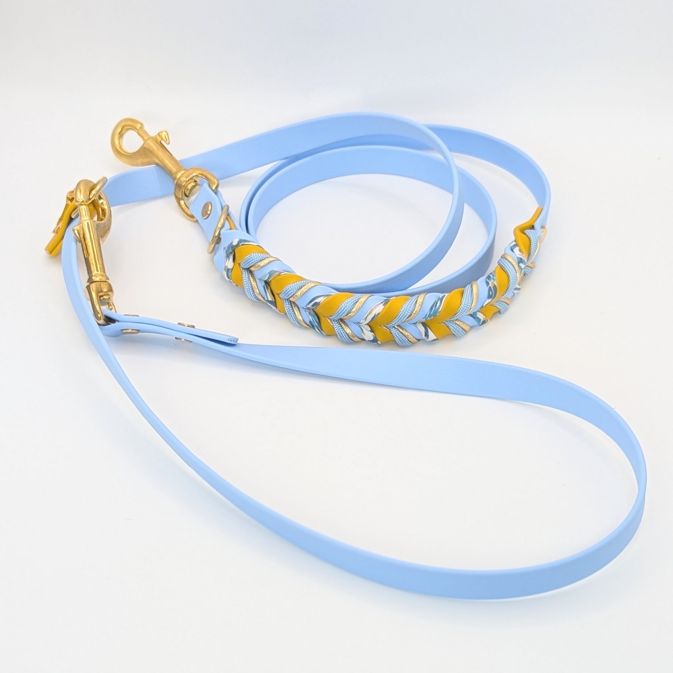 Blossom Ice – BioThane® Set aus Halsband & Leine in Blau-Gelb mit Blütenschnur & Paracord, handgefertigt