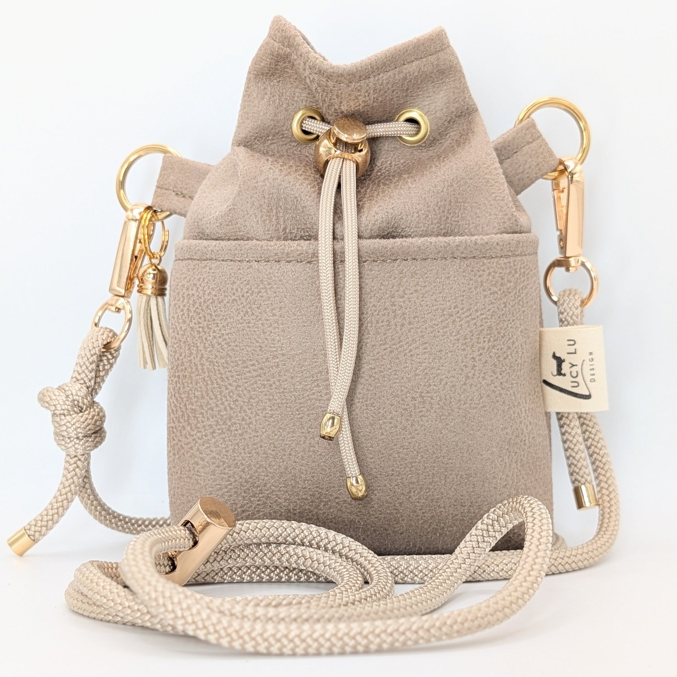 Snack Bag Leo Leckerlietasche in Soft Nougat mit Schulterseil