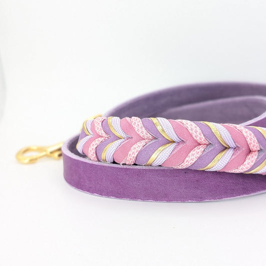 Leder Hundeleine Blush aus Leder im frühlingsleichten Design – handgemacht von LucyLu Design®
