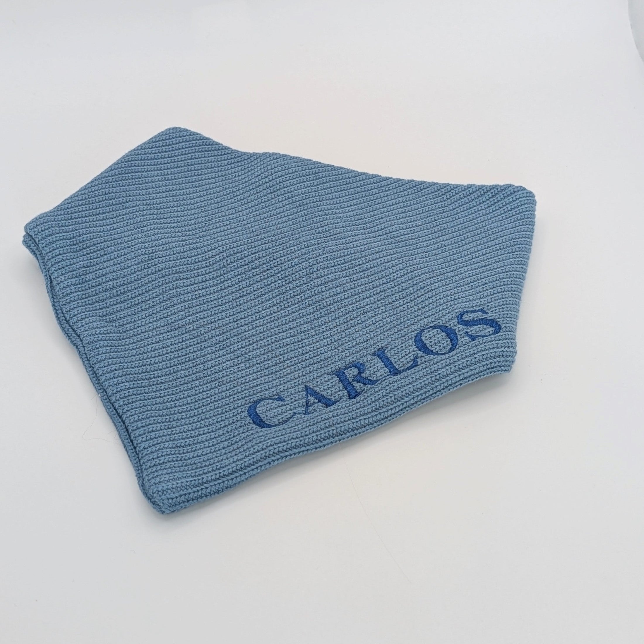 Strick-Bandana Petrol – handgefertigtes Hundebandana aus Wolle, personalisierbar mit Namen