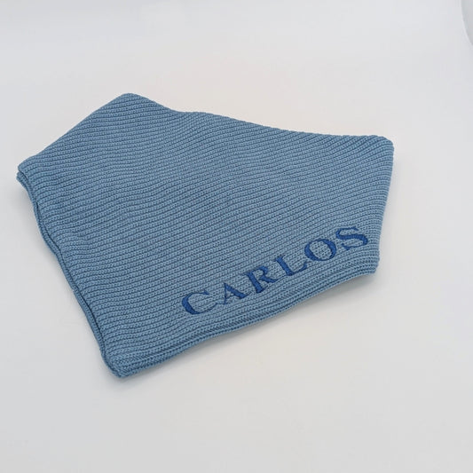 Strick-Bandana Petrol – handgefertigtes Hundebandana aus Wolle, personalisierbar mit Namen