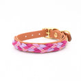 Bild in Galerie-Betrachter laden, Calma Sundown Hundehalsband aus geflochtenem Paracord in Pink, Flieder und warmem Goldton
