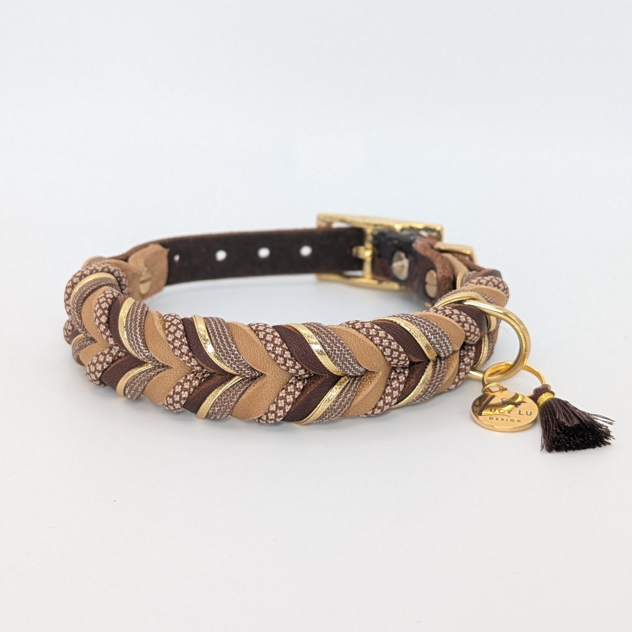 Lederhalsband Nougat aus Leder & Paracord – handgemacht von LucyLu Design®