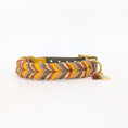 Bild in Galerie-Betrachter laden, Leder Hundehalsband Autumn Leaf – Herbstkollektion LucyLu Design®
