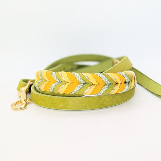 Leder Hundeleine Bright aus Leder im frühlingshaften Design – handgemacht von LucyLu Design®
