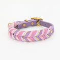 Bild in Galerie-Betrachter laden, Leder Hundehalsband Blush aus Leder in sanfter Frühlingsfarbwelt – handgemacht von LucyLu Design®

